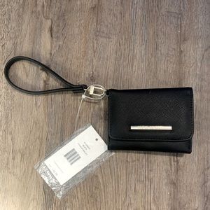 Steve Madden Black Trifold Wristlet Wallet